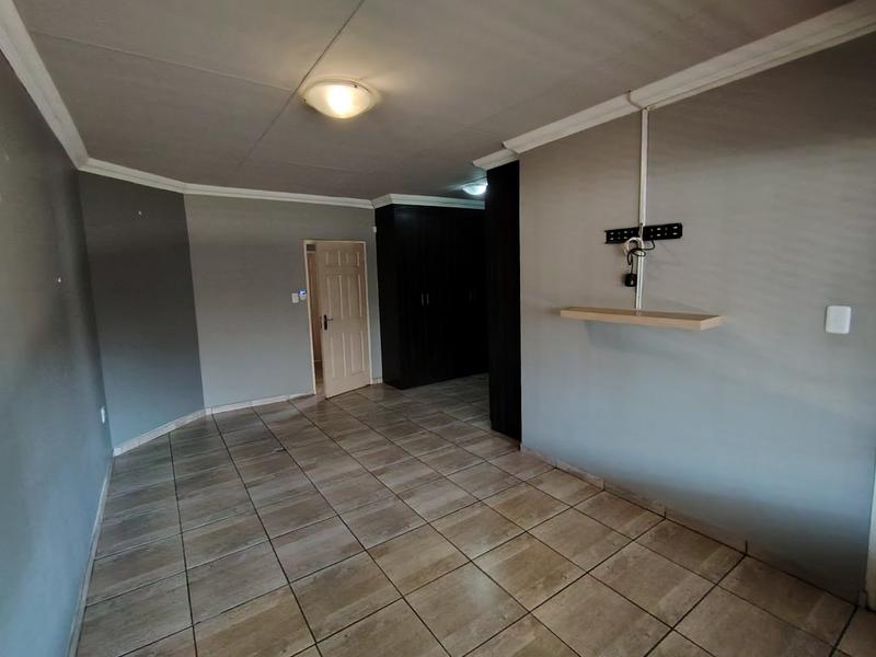 3 Bedroom Property for Sale in Aerorand Mpumalanga