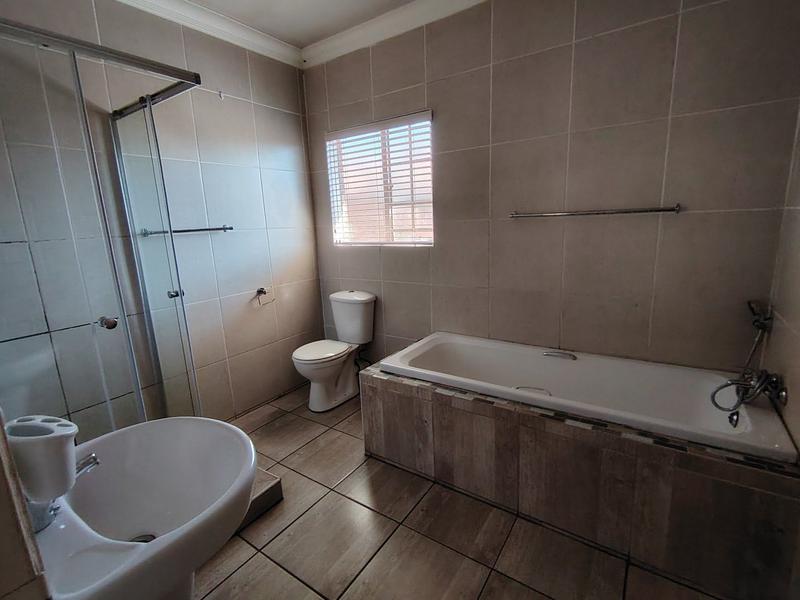 3 Bedroom Property for Sale in Aerorand Mpumalanga