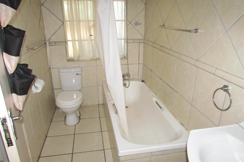 1 Bedroom Property for Sale in White River Ext 16 Mpumalanga