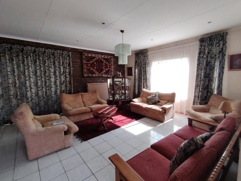 4 Bedroom Property for Sale in Aerorand Mpumalanga
