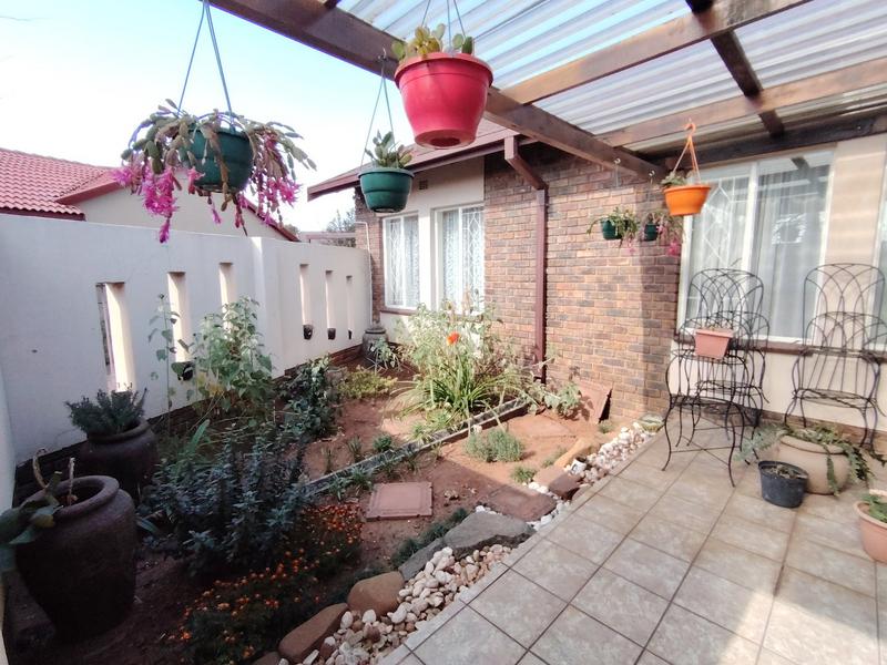 4 Bedroom Property for Sale in Aerorand Mpumalanga