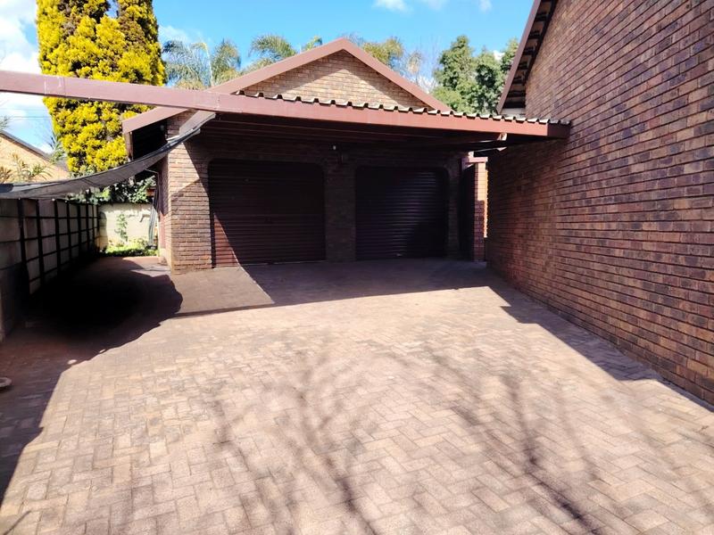 4 Bedroom Property for Sale in Aerorand Mpumalanga