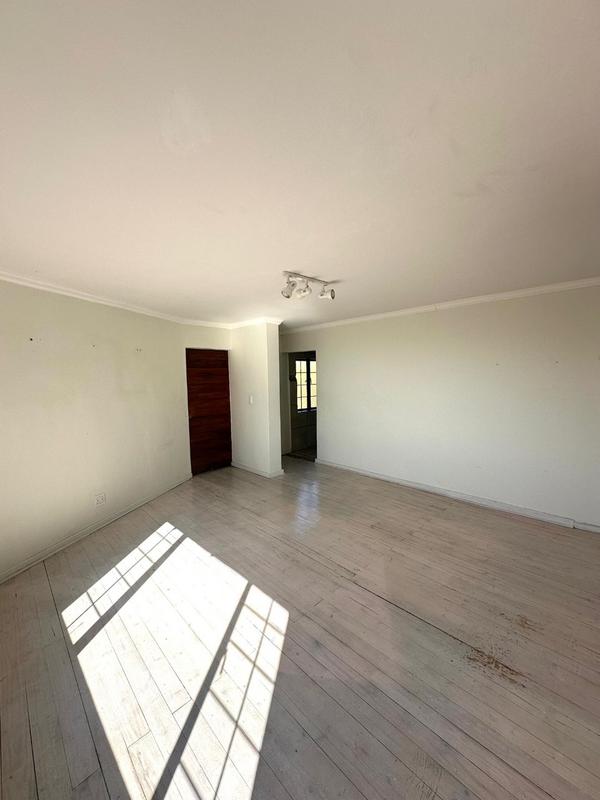 5 Bedroom Property for Sale in Nelspruit Ext 13 Mpumalanga