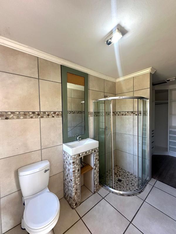 5 Bedroom Property for Sale in Nelspruit Ext 13 Mpumalanga