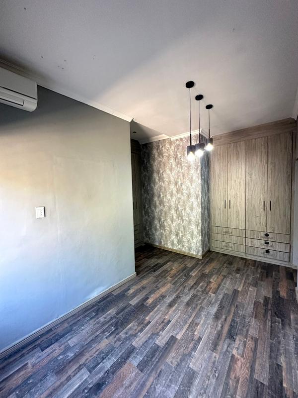 5 Bedroom Property for Sale in Nelspruit Ext 13 Mpumalanga