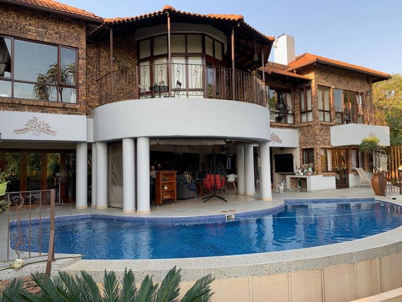 6 Bedroom Property for Sale in White River Country Estate Mpumalanga