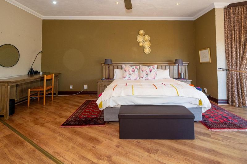 6 Bedroom Property for Sale in White River Country Estate Mpumalanga
