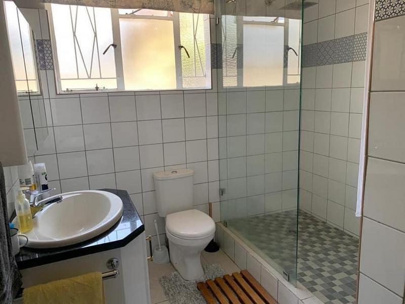 To Let 1 Bedroom Property for Rent in White River Mpumalanga