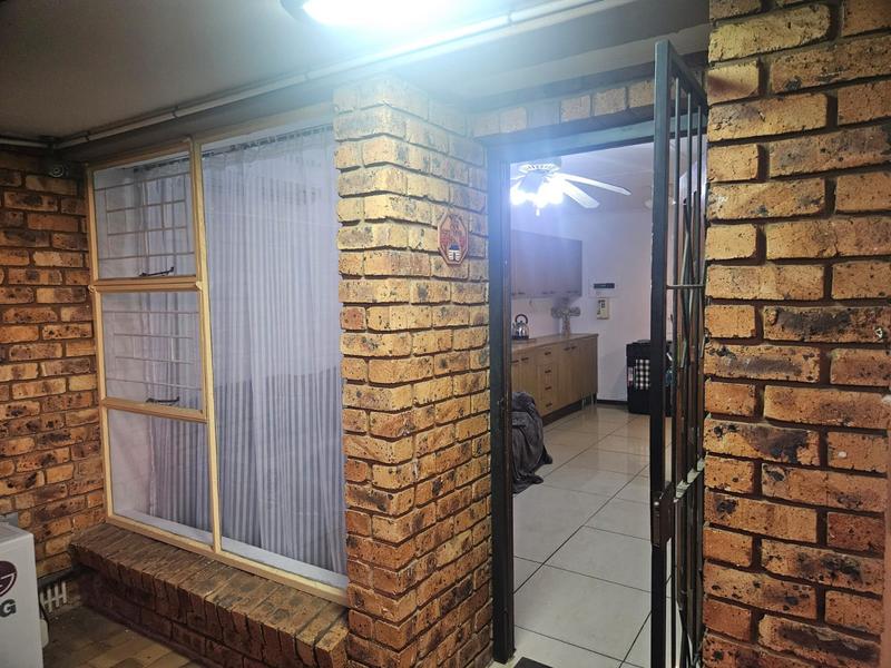 1 Bedroom Property for Sale in Middelburg Mpumalanga