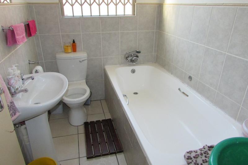 3 Bedroom Property for Sale in Stonehenge Ext 1 Mpumalanga