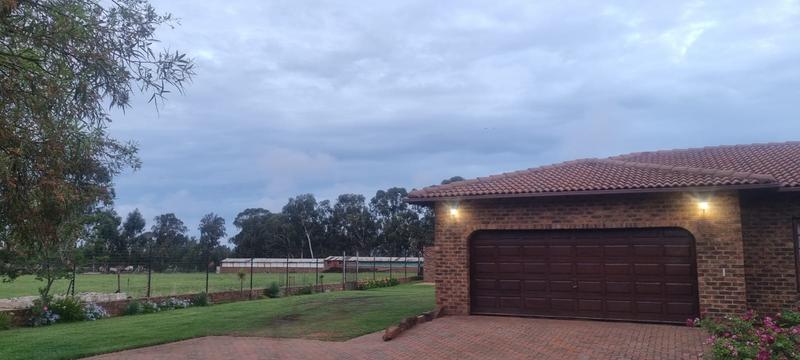 4 Bedroom Property for Sale in Eloff Mpumalanga