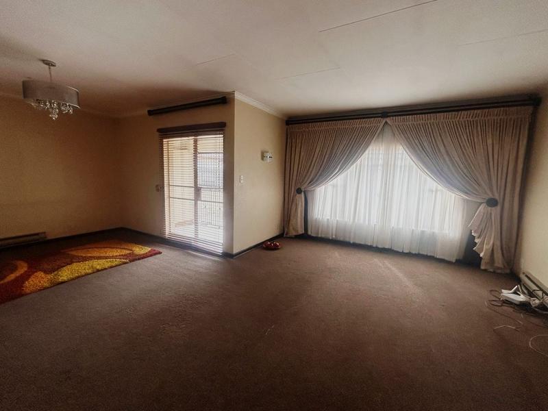 3 Bedroom Property for Sale in Kosmos Park Mpumalanga