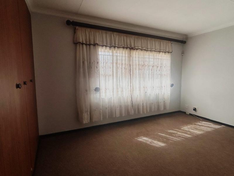 3 Bedroom Property for Sale in Kosmos Park Mpumalanga