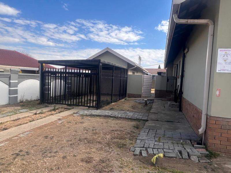 3 Bedroom Property for Sale in Kosmos Park Mpumalanga