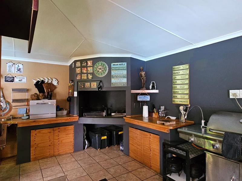 10 Bedroom Property for Sale in White River Mpumalanga