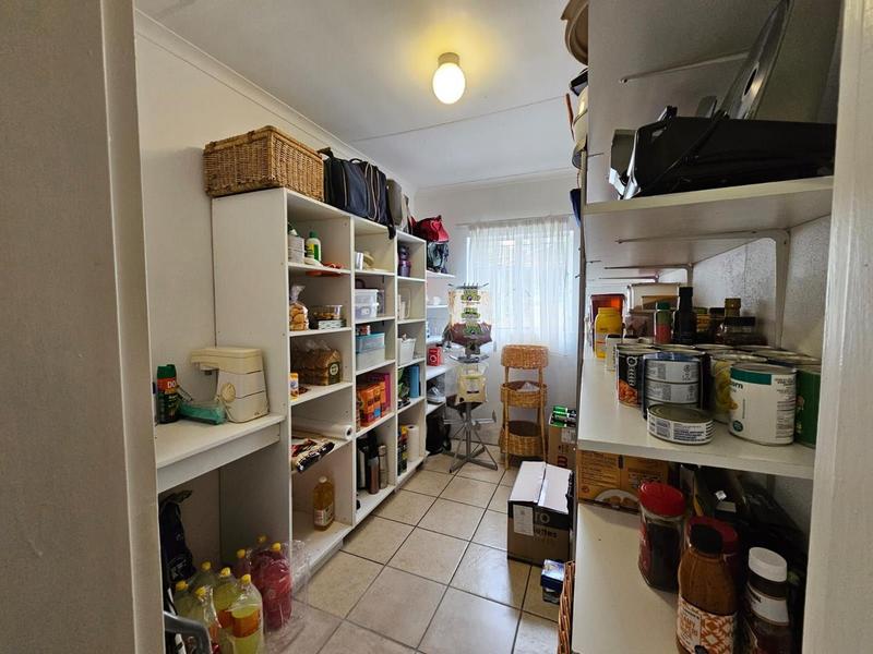 10 Bedroom Property for Sale in White River Mpumalanga