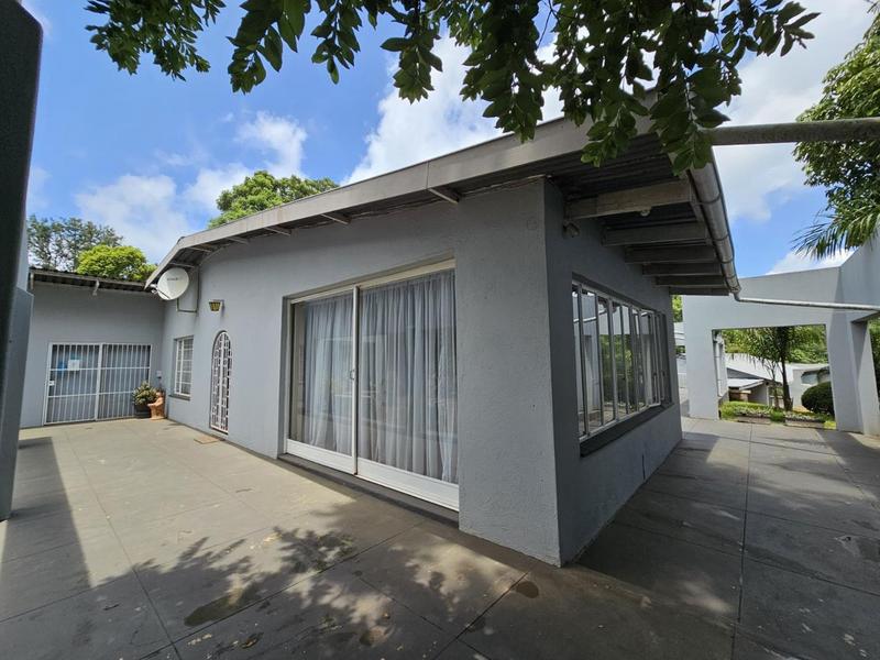 10 Bedroom Property for Sale in White River Mpumalanga