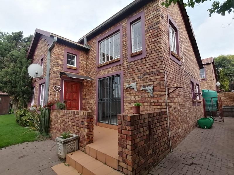 3 Bedroom Property for Sale in Ermelo Mpumalanga