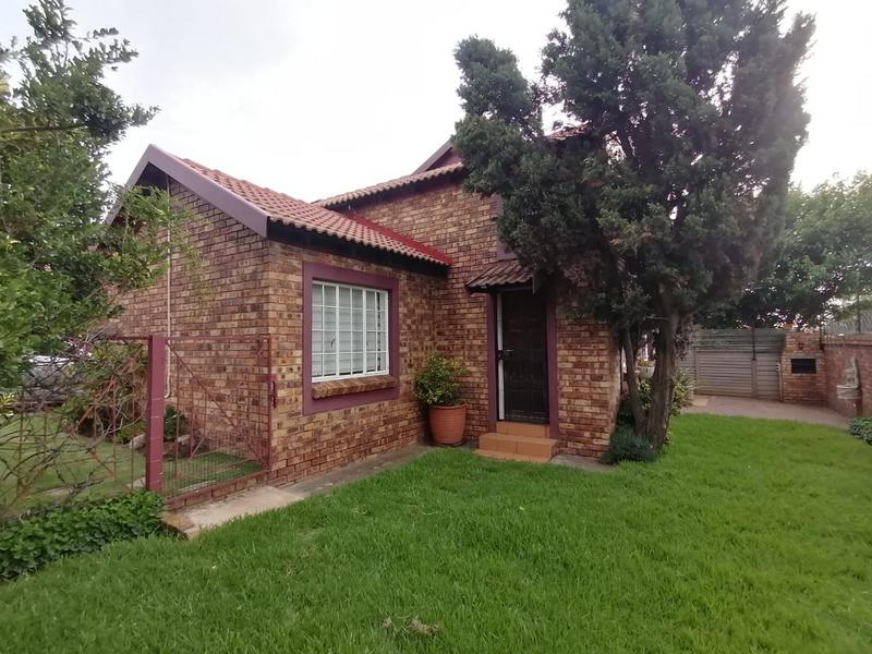 3 Bedroom Property for Sale in Ermelo Mpumalanga