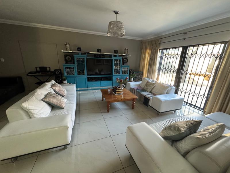 5 Bedroom Property for Sale in Clubville Mpumalanga