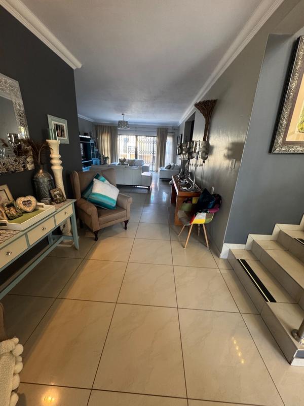 5 Bedroom Property for Sale in Clubville Mpumalanga