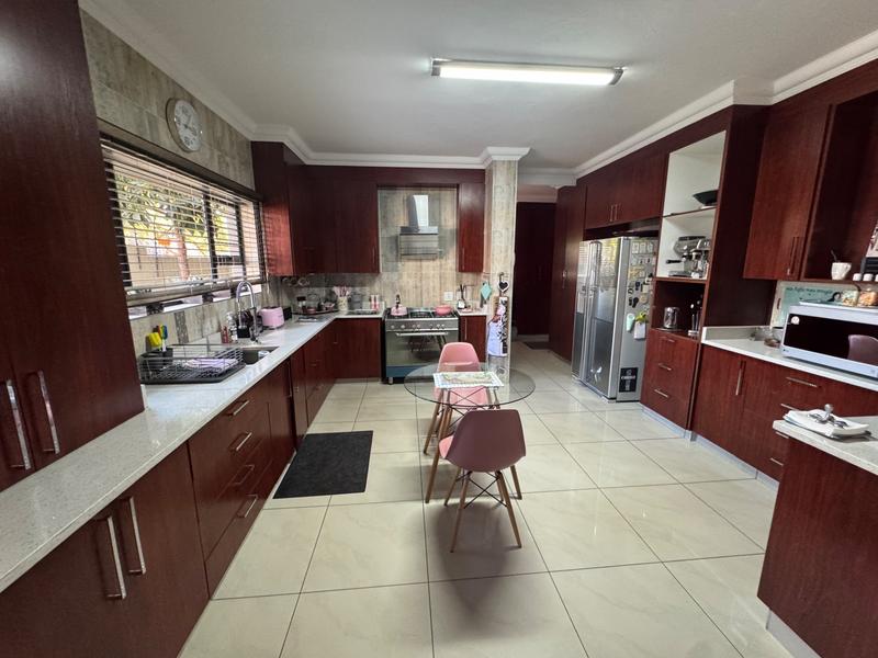 5 Bedroom Property for Sale in Clubville Mpumalanga