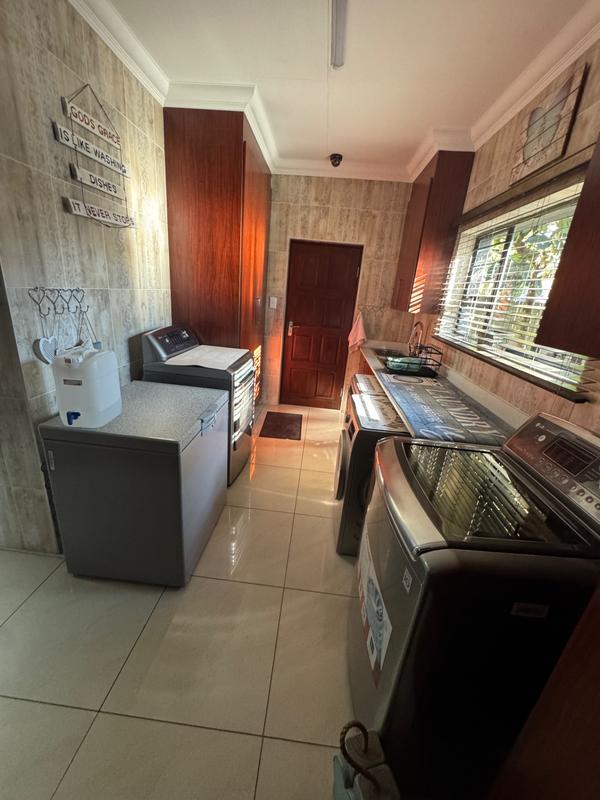 5 Bedroom Property for Sale in Clubville Mpumalanga