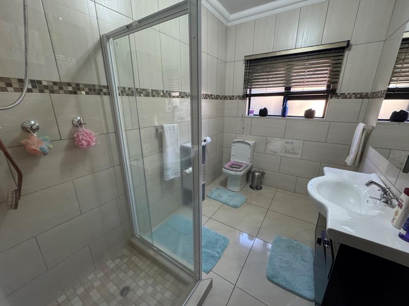 5 Bedroom Property for Sale in Clubville Mpumalanga