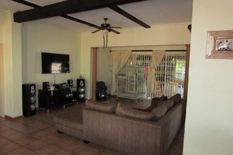 6 Bedroom Property for Sale in White River Ext 5 Mpumalanga