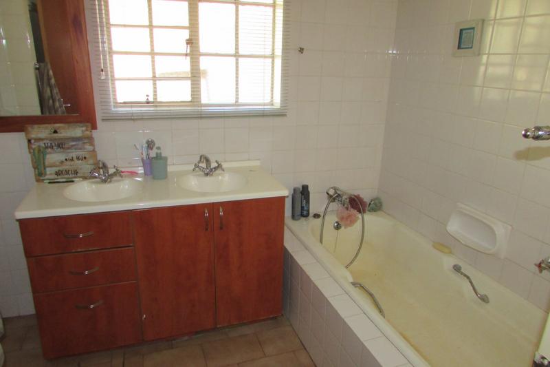 6 Bedroom Property for Sale in White River Ext 5 Mpumalanga