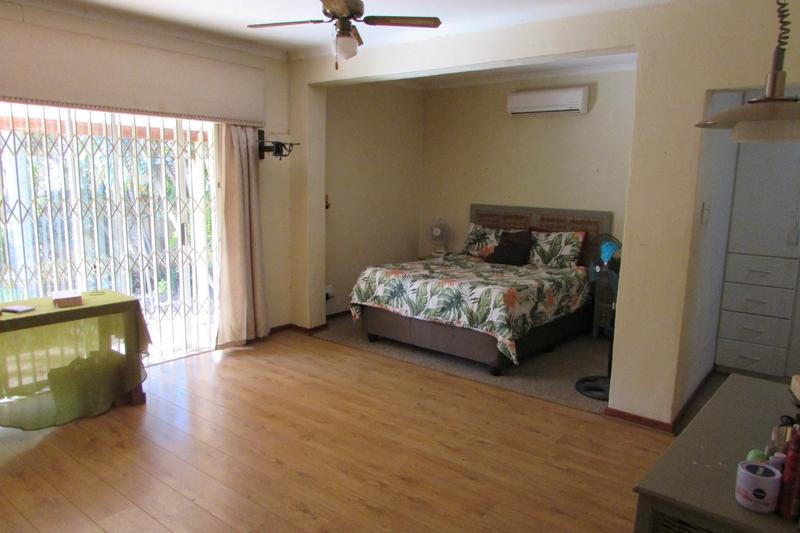 6 Bedroom Property for Sale in White River Ext 5 Mpumalanga