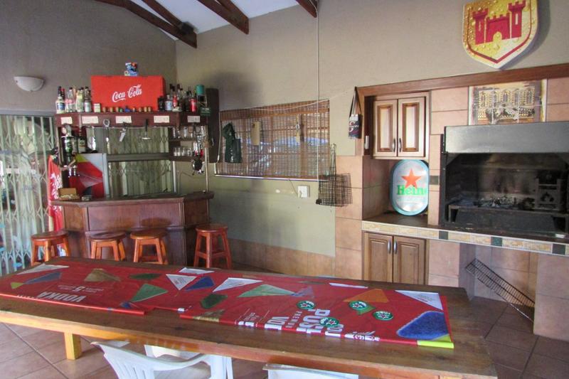 6 Bedroom Property for Sale in White River Ext 5 Mpumalanga