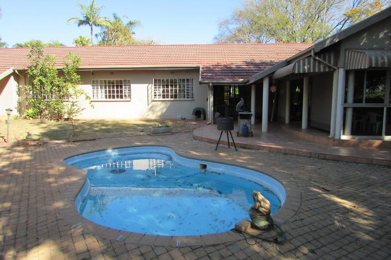 6 Bedroom Property for Sale in White River Ext 5 Mpumalanga