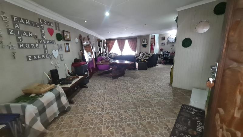 4 Bedroom Property for Sale in Secunda Mpumalanga