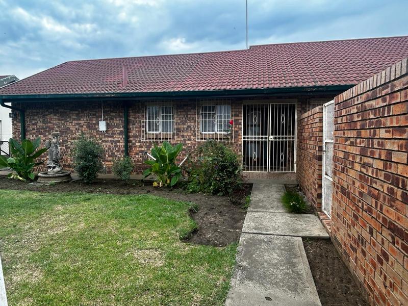 3 Bedroom Property for Sale in Kosmos Park Mpumalanga