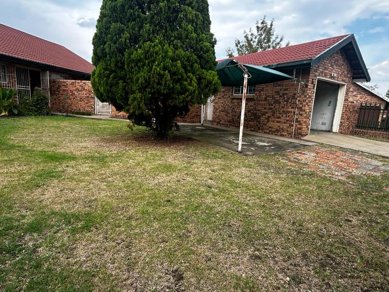 3 Bedroom Property for Sale in Kosmos Park Mpumalanga