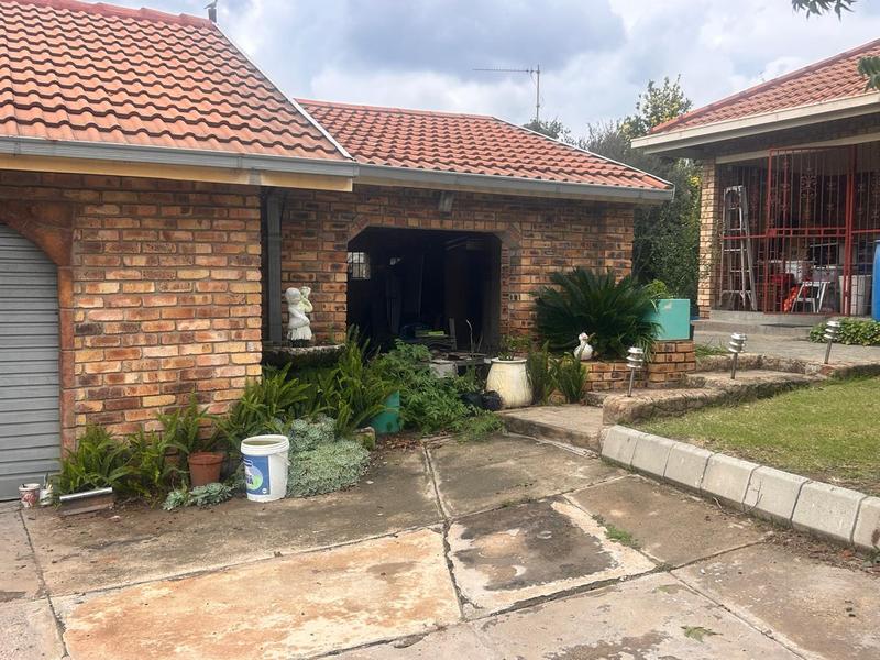 3 Bedroom Property for Sale in Kosmos Park Mpumalanga