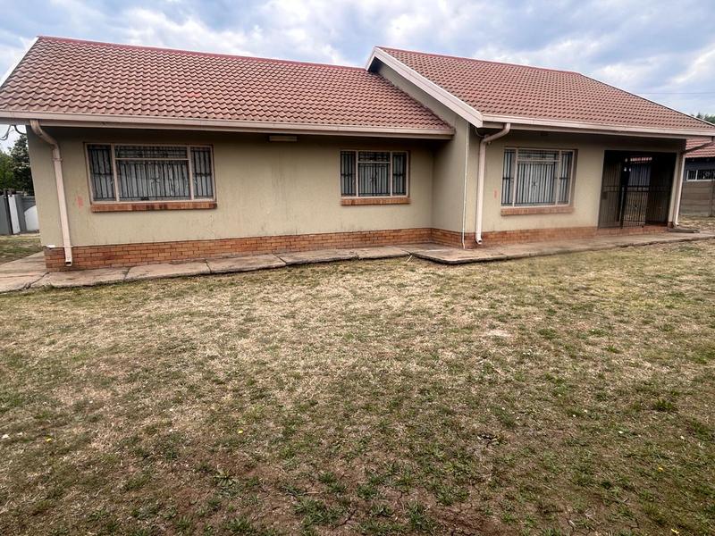 3 Bedroom Property for Sale in Kosmos Park Mpumalanga