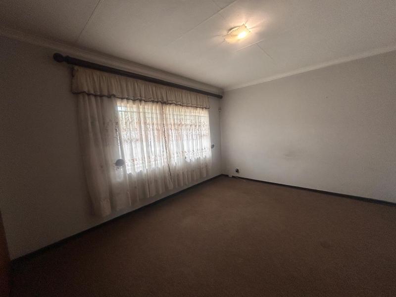 3 Bedroom Property for Sale in Kosmos Park Mpumalanga