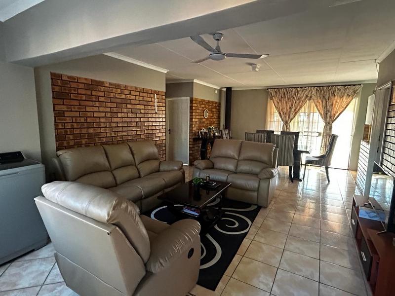2 Bedroom Property for Sale in Meyerville Mpumalanga