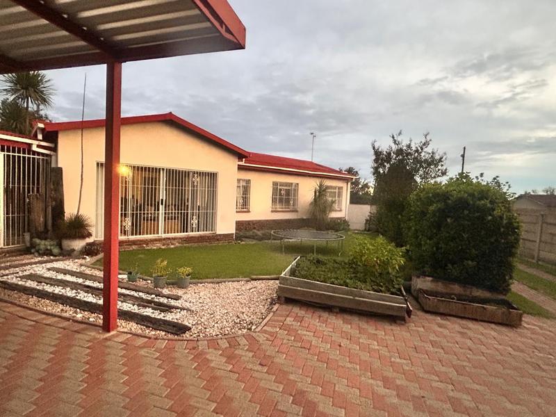 6 Bedroom Property for Sale in Meyerville Mpumalanga