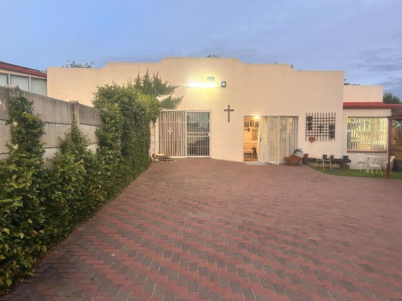 6 Bedroom Property for Sale in Meyerville Mpumalanga