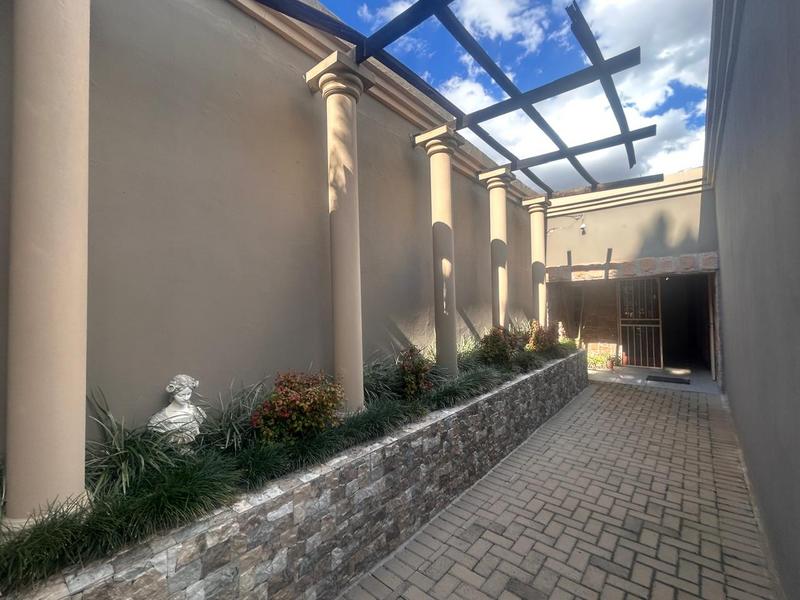 5 Bedroom Property for Sale in Meyerville Mpumalanga