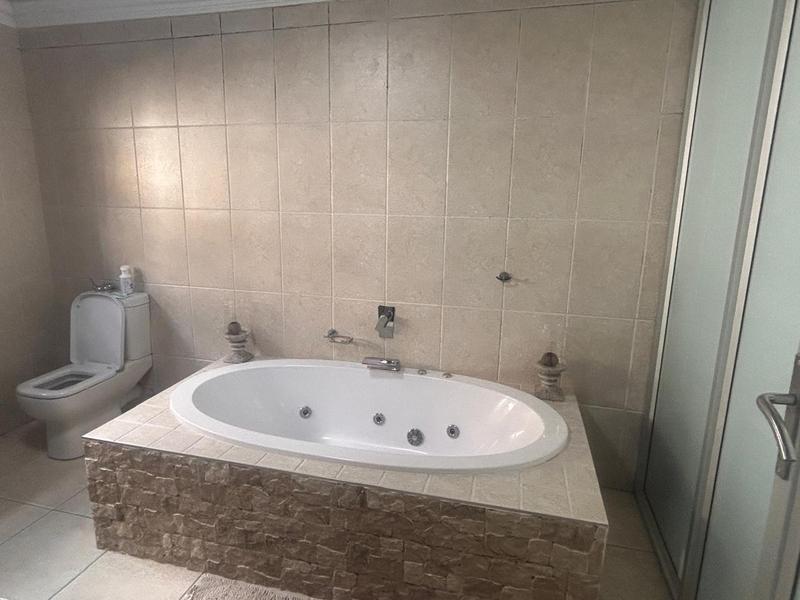 5 Bedroom Property for Sale in Meyerville Mpumalanga