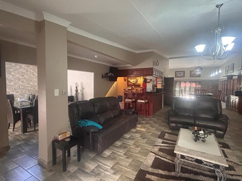 5 Bedroom Property for Sale in Meyerville Mpumalanga
