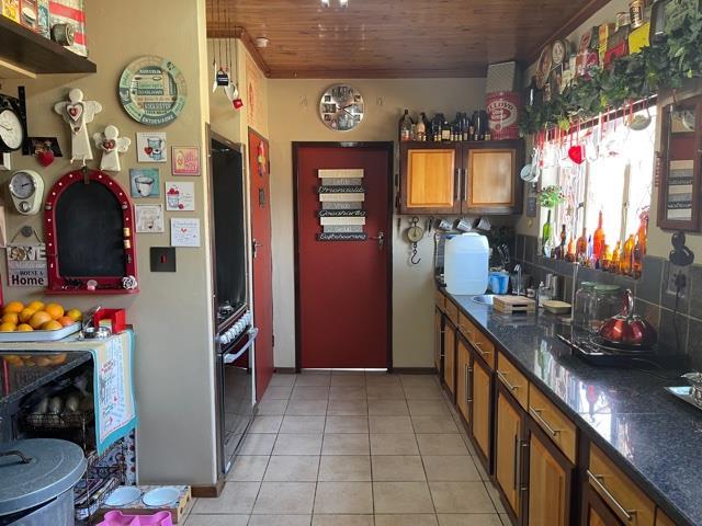 6 Bedroom Property for Sale in Standerton Mpumalanga