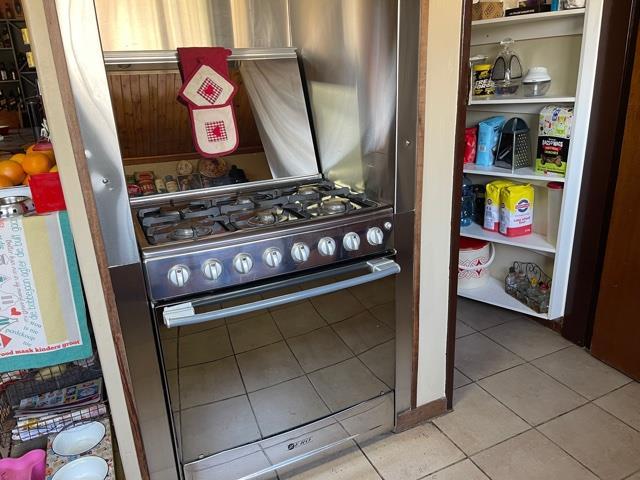 6 Bedroom Property for Sale in Standerton Mpumalanga