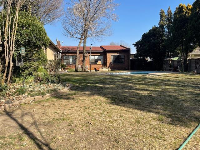 6 Bedroom Property for Sale in Standerton Mpumalanga