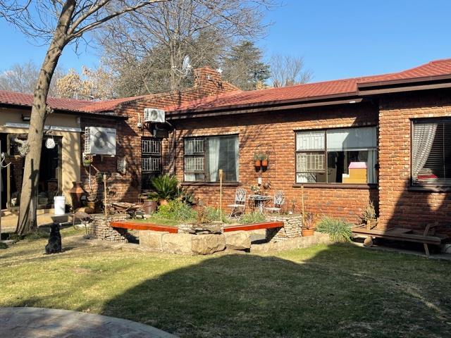 6 Bedroom Property for Sale in Standerton Mpumalanga