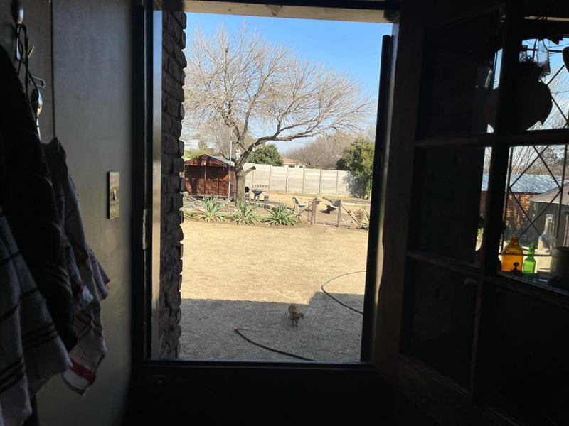 6 Bedroom Property for Sale in Standerton Mpumalanga